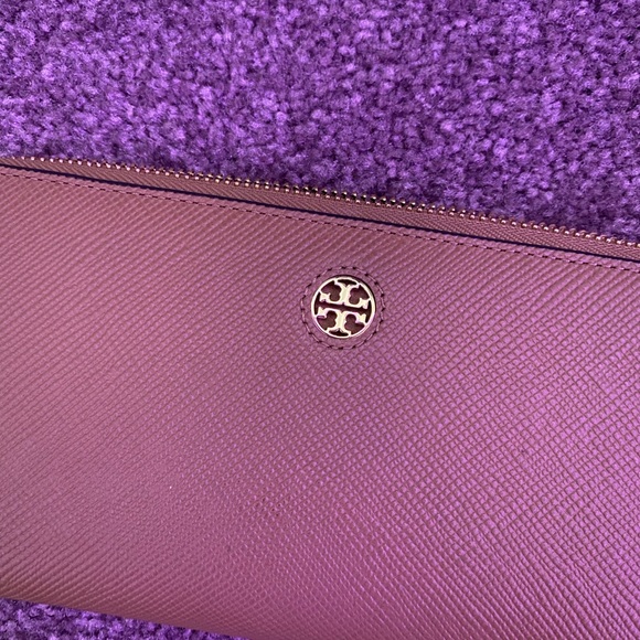 Tory Burch - Robinson Zip Continental Wallet BROWN - Picture 3 of 9